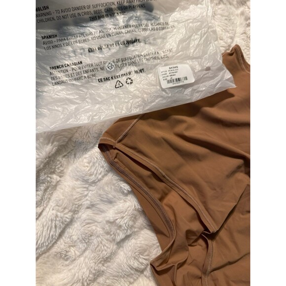 NWT SKIMS Fits Everybody Boyshort (4X) - Picture 3 of 4